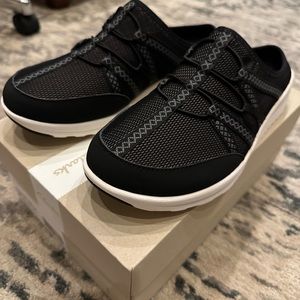 Clarks collection darleigh Myra slip on shoes